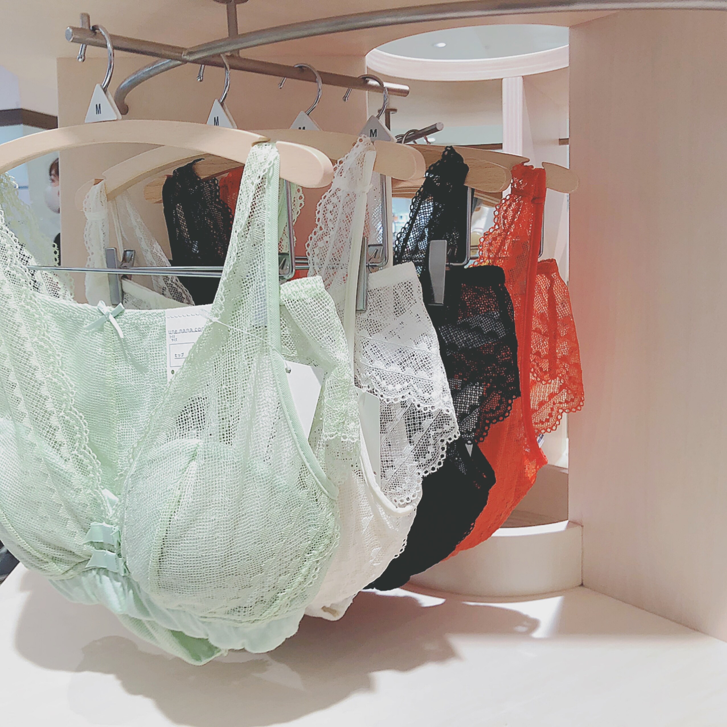 ビターリボン｜une nana cool commune